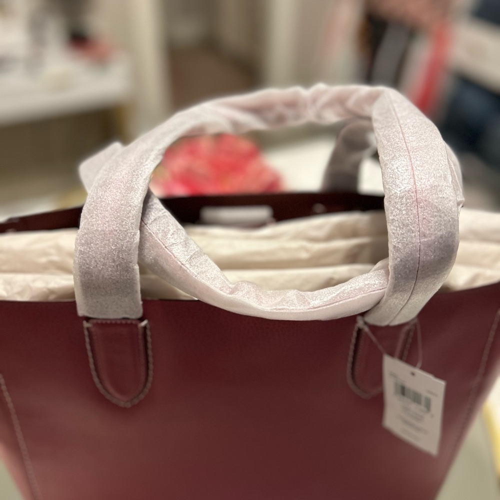 Coach Rouge Pink Derby Tote NWT - Picture 8 of 8